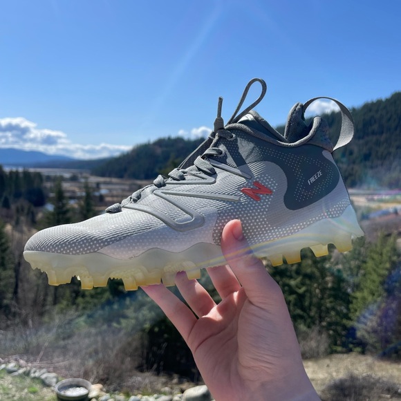 NEW BALANCE "FREEZE" 4.0 lacrosse/soccer cleats 🥍⚽️ - Picture 4 of 6